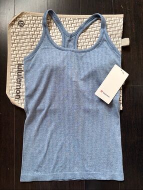 LULULEMON EBB TO STREET TANK IN WASHED DENIM SZ 8 NWT